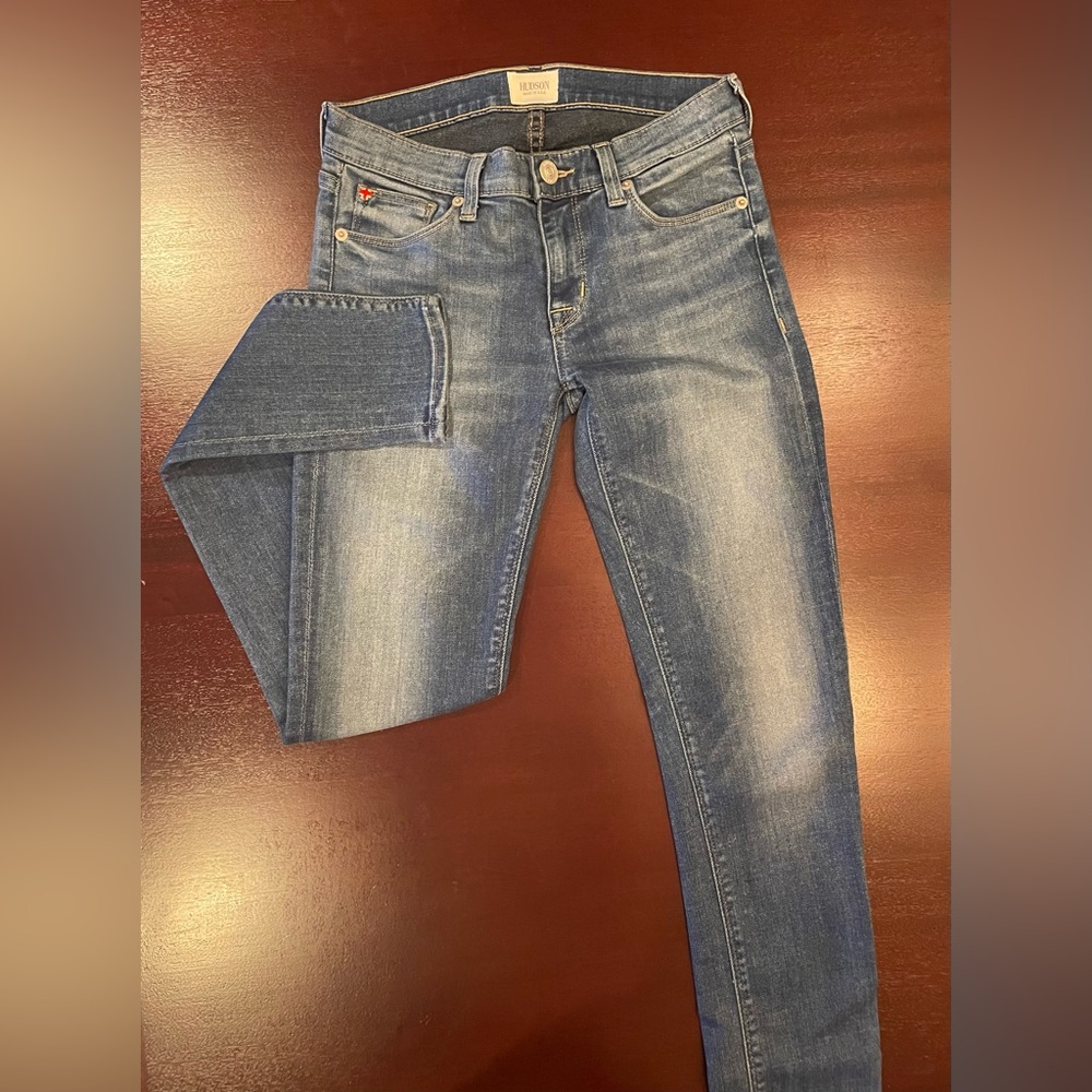 Hudson Skinny Jeans 26